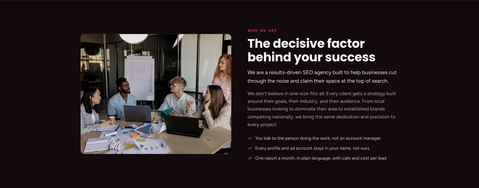 Apple SEO about section: a photograph of a team around a table next to the heading "The decisive factor behind your success", two paragraphs, and three checked promises about talking to the person doing the work, staying in your name, and one plain-language report a month.