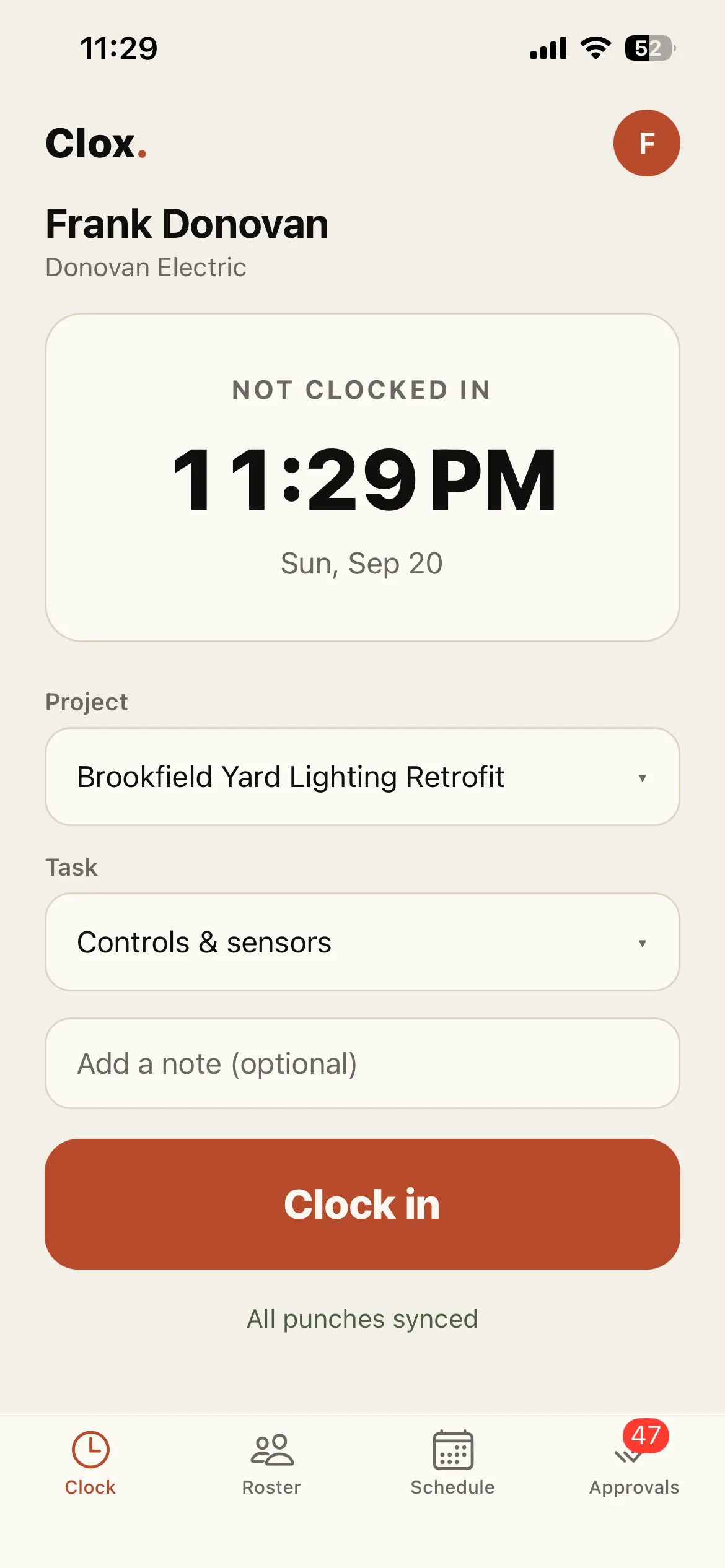 The same screen with a project and a task chosen before clocking in.